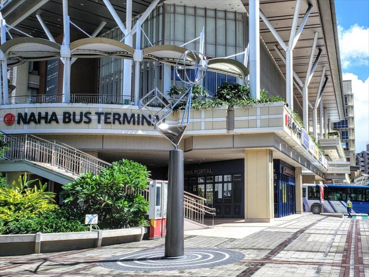 נאהא かりゆしコンドミニアムリゾート那覇スカイリビングホテル旭橋駅前 מראה חיצוני תמונה
